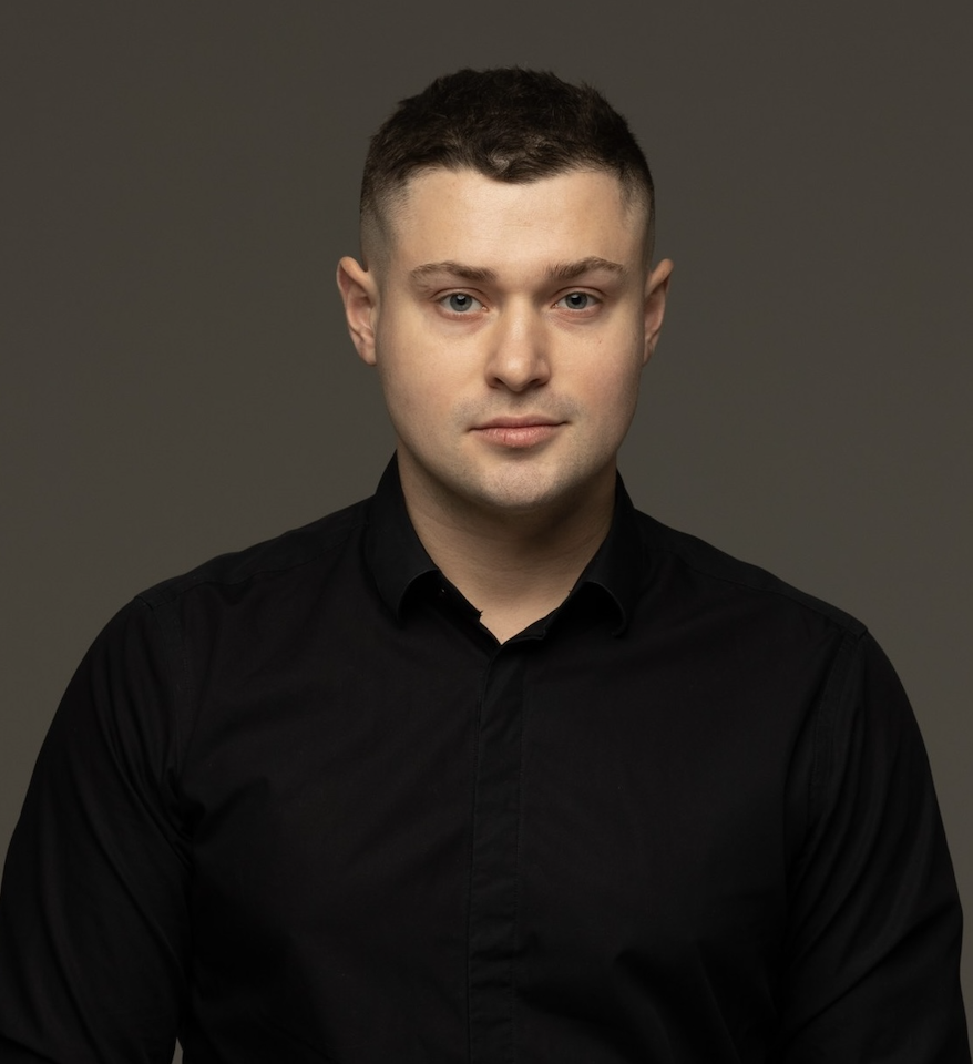 Евгений Новиков